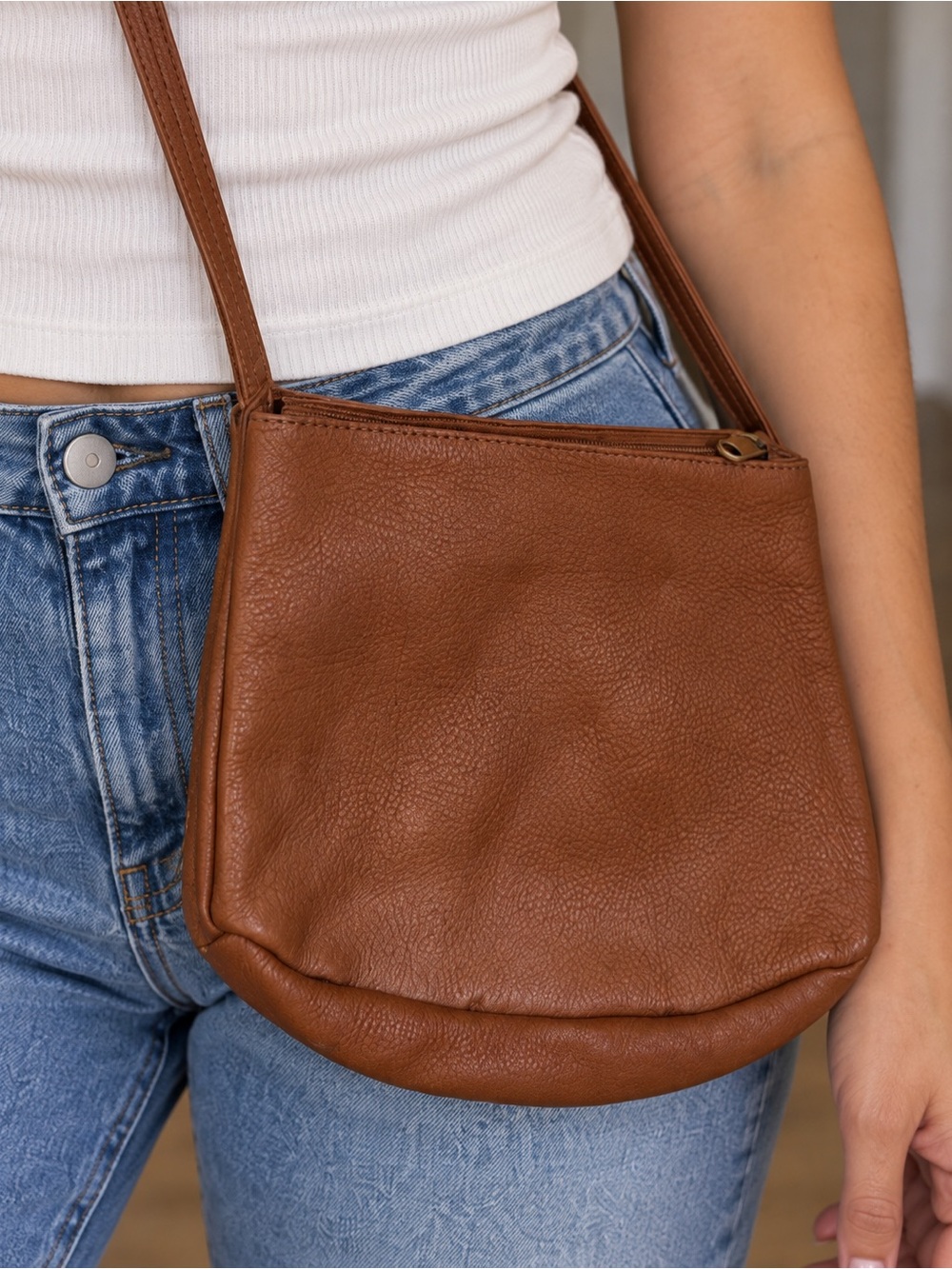 Vintage Brown Genuine Leather made in India Unbranded Crossbody Bag